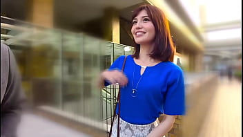 美人妻をガチナンパしてファッションチェックから流されてホテルで生ハメ！