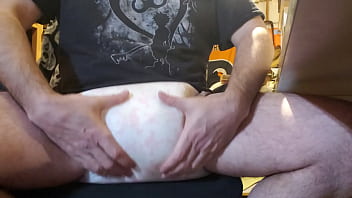 Edging In A Very Wet Rearz Diaper...