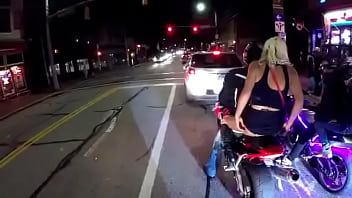 Video porno da xuxa Mulher fazendo sexo oral na amiga