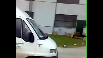 Hvata Druga Na Pisanju...