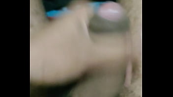 Novinho De Indaiatuba Batendo Punheta No Banheiro Do Trabalho...