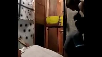 Al Dominicano No Se Le Paraba Y Se Me Tio El Dedo...