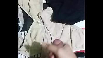 Lleno De Leche Ropa Interior...