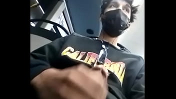 Masturbandose En El Metrobus...