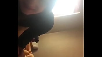 Estaba Mamando Verga Y Le Marco El Novio...