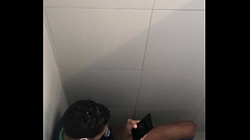 Flagra Promotor Batendo Punheta...