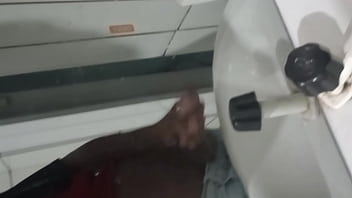 Piroca Grande De Jovem...