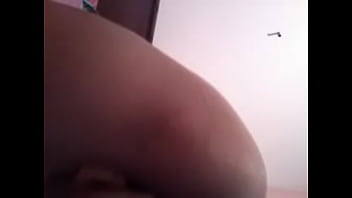 Se Divierten En Una Noche De Pijamada...