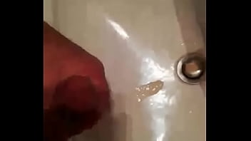 Si une fille veut la bite a papounet...