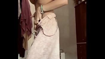 Gotosa Tetuda Rabuda E Bucetuda Tirano Propria Ropa...