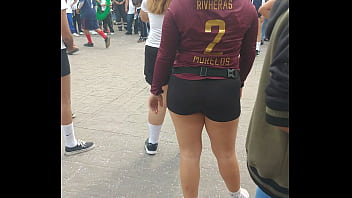 Nenas En La Calle 20...
