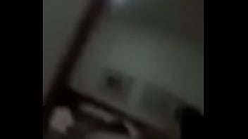 Novinha se masturbando muito...