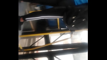 Culona en el bus...