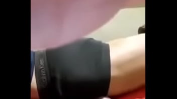 Esfregando Na Cama Ate Gozar...