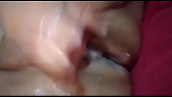 Vecina Metiendose Los Dedos...