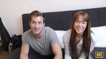 Kniestrümpfe-Kontrolle: Heißes Luder unter meinem Blick