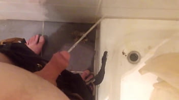Einfach In Die Dusche Meines Gepisst...