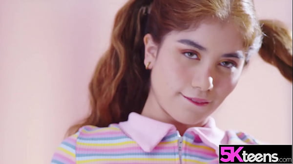 Marina Gold penetrada bien duro