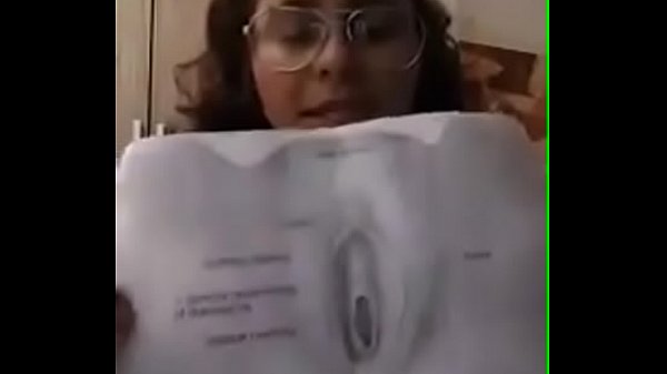 Videos porno de mulheres cagando Deborah secco em cena de sexo