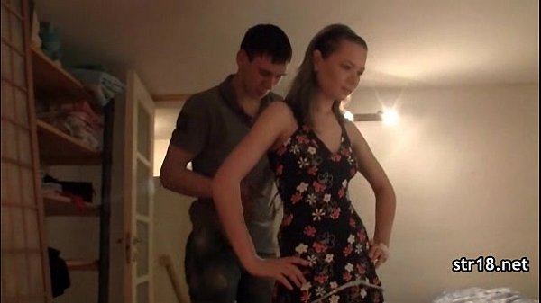 18 jarige tiener doet een geweldige show