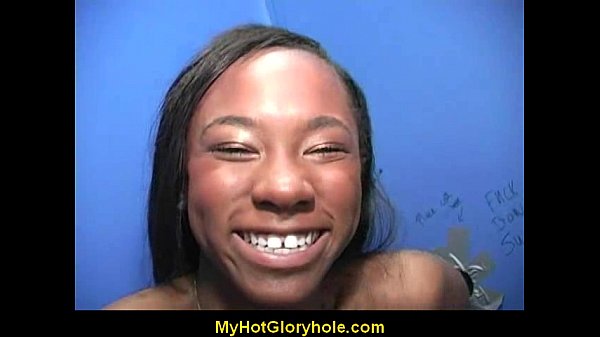 Sletse Meid Zoent Genieten Van Gloryhole Zout