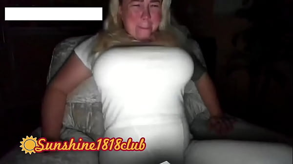 Angela's Grote, Zachte Tieten Webcam Show