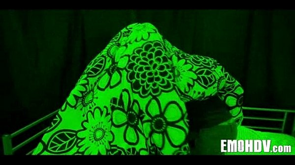 Emo engel 218 5: Vulgaar en expliziet