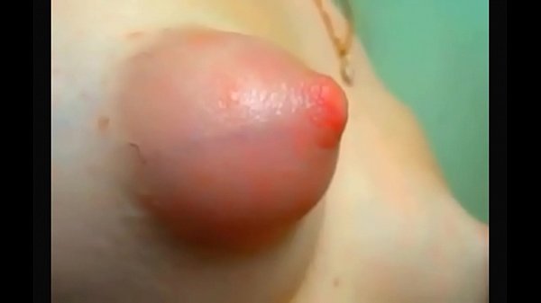 AndreaPink: Eerstemaal Alleen Puffige Borstjes