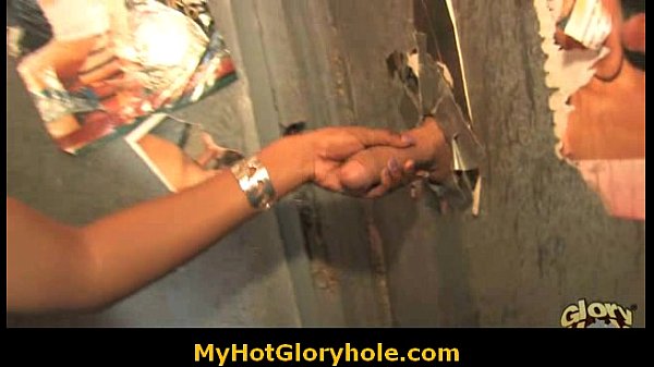 Ebony Zwart op Wit: Gloryhole Blowjob