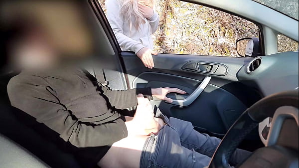 Public cock flashing – Guy jerking off in car in park was caught by a runner girl who helped him cum