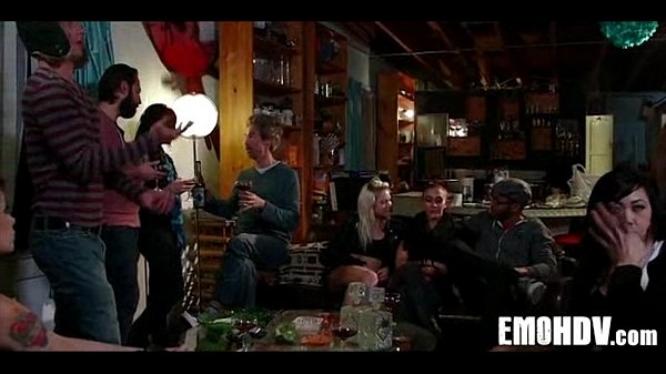 Emo Meid met Tattoes Krijgt een Pik 053