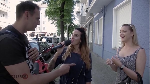 Hitzefrei Blonde Vakman Vindt Straatjongen