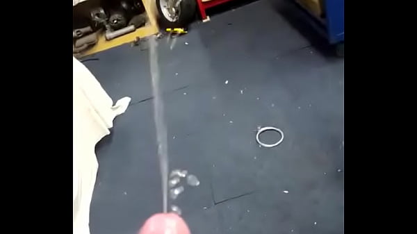 Video amador porno flagra Morenas gostosas transando no sofa