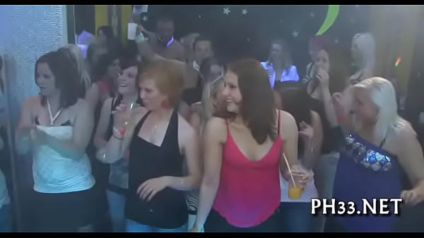 Ladies in de aas, dikken in de kont