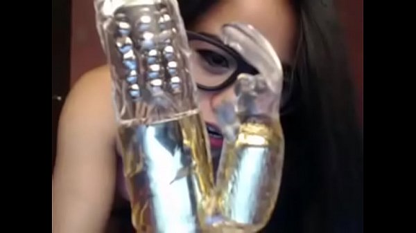 Stockings sluts met een dildo
