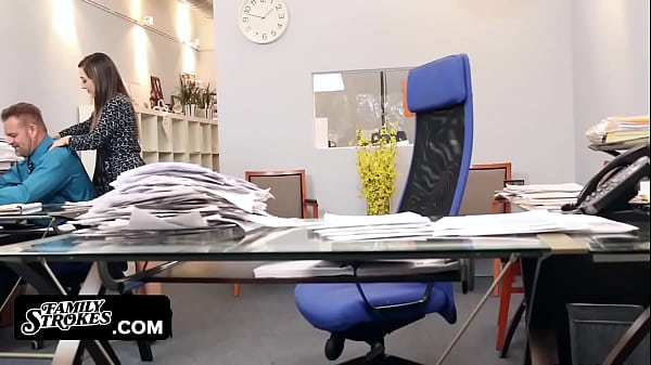 Bambi Brooks Sucks Up to Stepdad