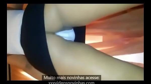 Brasileira gostosa chupando Ele transa igual a uma estrela porno sexo amador