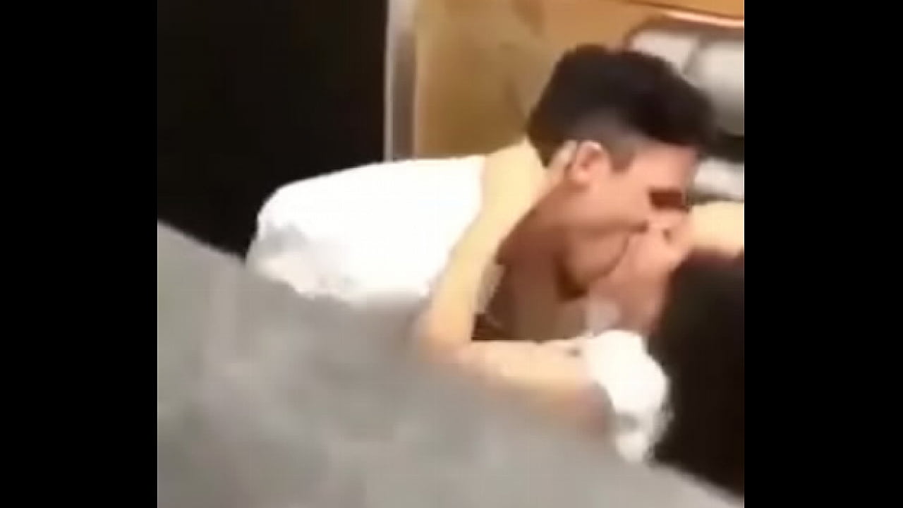 Ver brasileiras limpando cosinha sem roupa nua em porno carioca Gostosa dançando funk mostrando a buceta