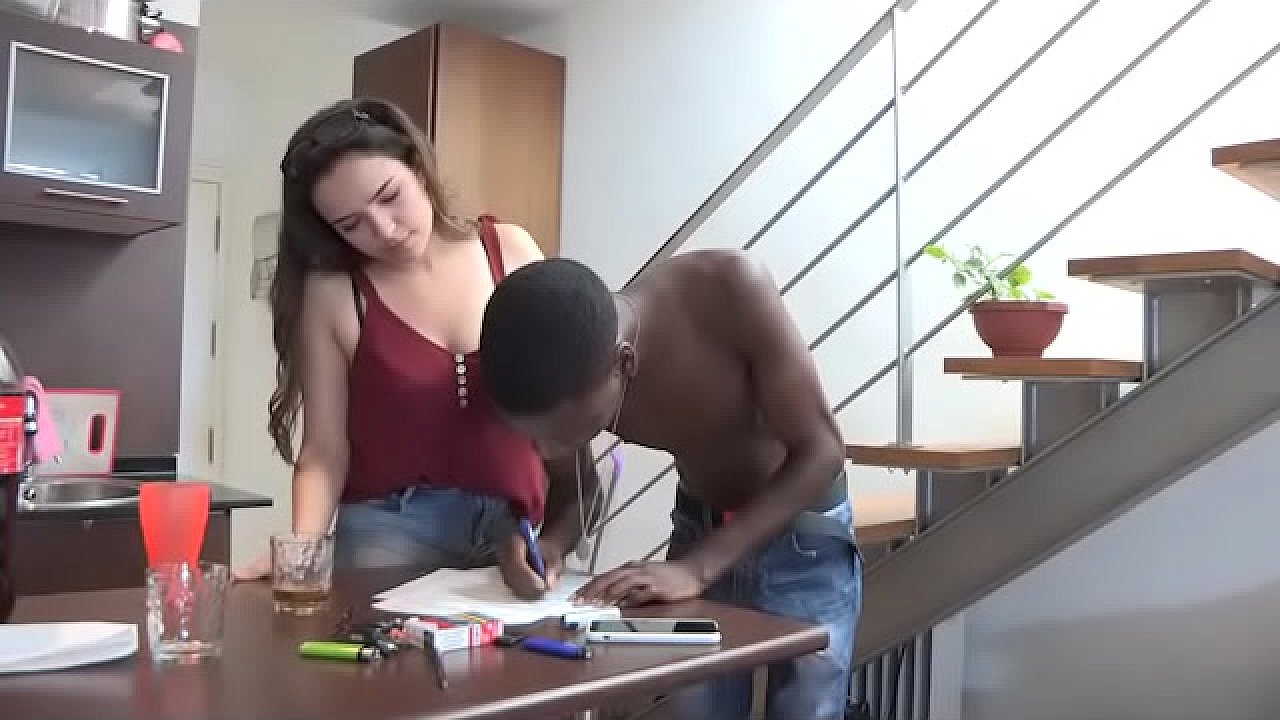 She makes a black dude think shes the FAKings secretary and ends up fucking him! pic