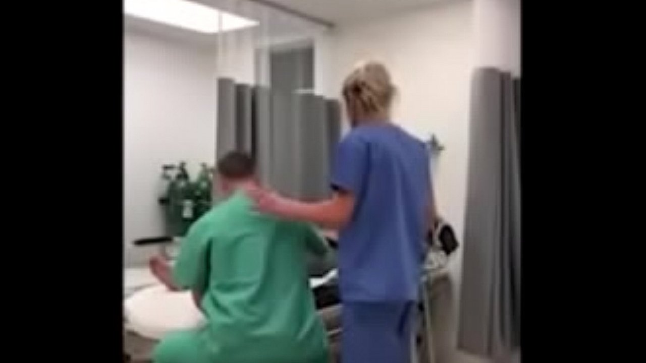 Brasileiras gostosas peitudas peladas Caiu na net video amador na clinica porno