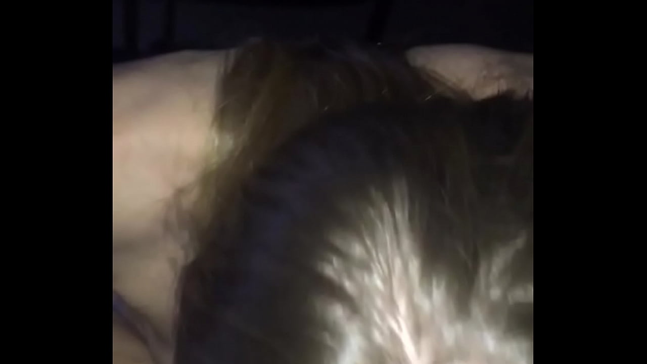 PETITE BLONDE SUCKS BBC AMATEUR pic